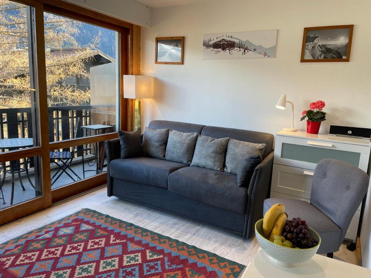 Apartment Le Pied Du Brevent - Walk To Ski Lift, Chamonix Getaway Exterior photo